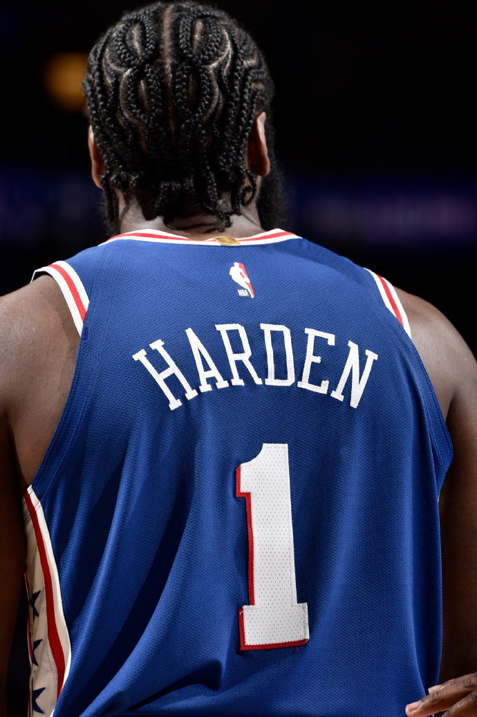 热火不断突破！，蒂姆连续十五场比赛得分超过败北赛场气氛高涨