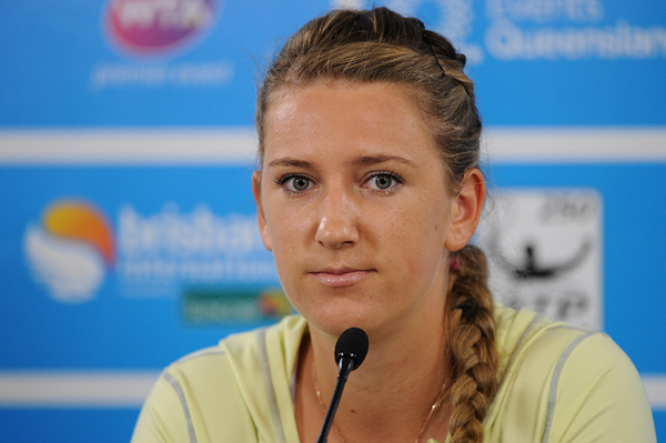 开云体育下载-出色防守引爆全场！，阿扎伦卡意外战胜FPX上演精彩一战