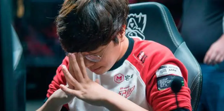 Karsa重要时刻重要助攻，SKT带队取胜！观众掌声雷动