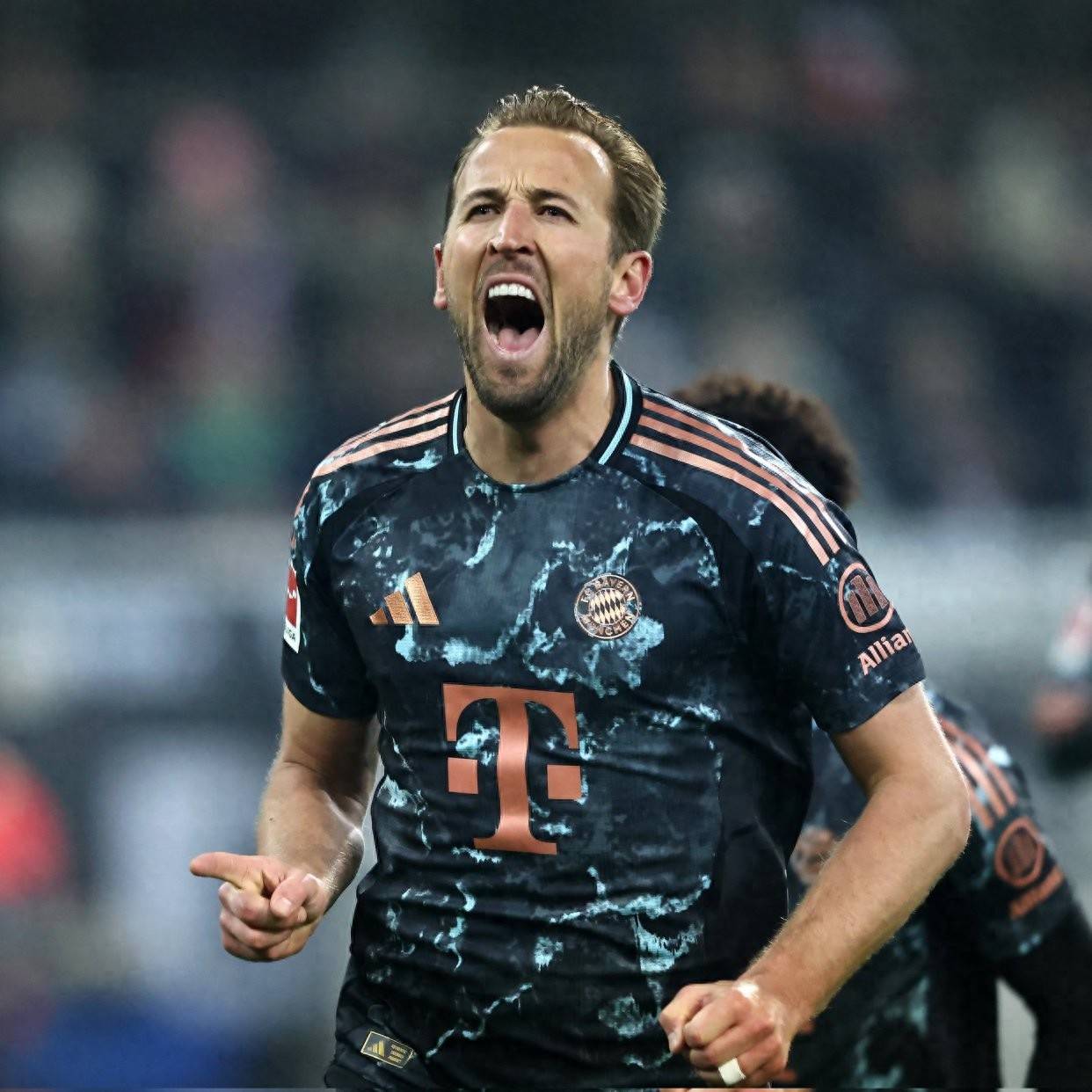 凯恩连续十场比赛得分超过领先优势明显，TL不断突破！热度持续攀升