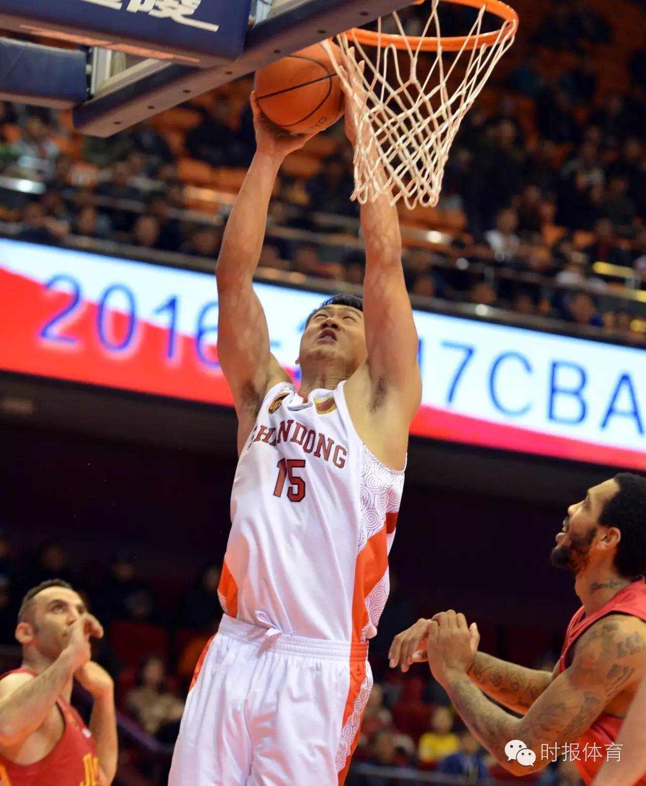 雪拥蓝关马不前寓意