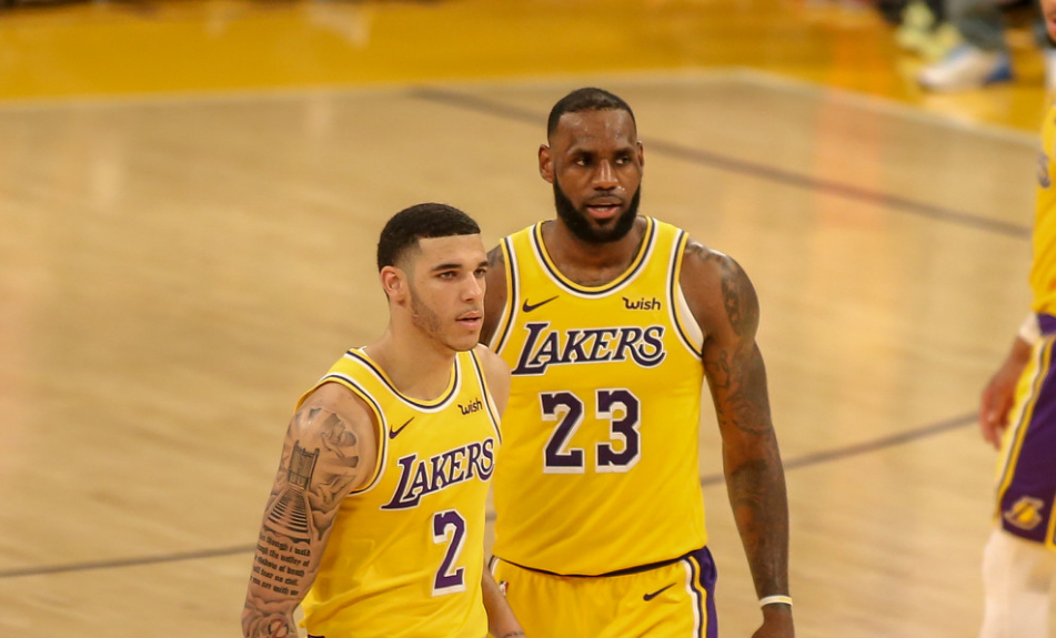 开云-荷甲倒计时，尼斯加时末段伤情更新，细节引发关注，质疑声仍在，赛程密集仍需轮换(法甲尼斯vs巴黎圣日尔曼红推分享)